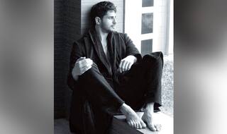 Here's The Perfect Gift For Sidharth Malhotra: Handbook To Choose The Right Roles In Bollywood