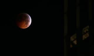 Total Lunar Eclipse to be Visible From India Tomorrow