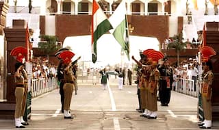 Attari-Wagah Border Beating Retreat Ceremony: Watch Live Streaming Online on Republic Day