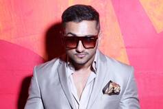 Yo Yo Honey Singh Treats Fans With A Sneak Peek Into His Latest Song!