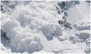 Bodies of 5 Cops Recovered From Avalanche Site in J-K's Kulgam, One Policeman Still Missing