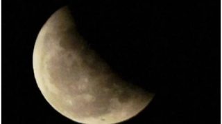 Chandra Grahan 27 July 2018: वैज्ञानिकों ने भारतीयों से कहा ग्रहण में खाना खाते हुए लें सेल्‍फी, #EclipseEating से करें शेयर...
