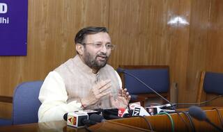 CBSE Paper Leak: 7-Member High Powered Committee Set up by HRD Ministry to Probe Class 10, 12 Board Exams