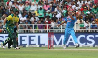 1st T20I: Bhuvneshwar Kumar Registers Career-Best 5/24 as India Beat South Africa by 28 Runs
