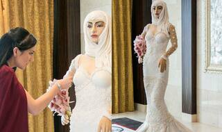 London-Based Designer Debbie Wingham Creates Life-Sized Bride-Shaped Cake That Costs USD 1 million
