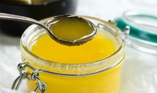 Health Benefit Of Ghee: मोटापा कम करने से लेकर डाइजेशन तक के लिए फायदेमं है घी, जानें इसके स्वास्थ लाभ