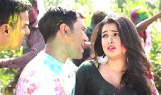 Dinesh Lal Yadav and Amrapali Dubey's Bhojpuri Holi song Crosses 5 Million Views on YouTube