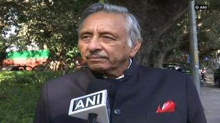 Congress Leader Mani Shankar Aiyar Joins Protesters in Shaheen Bagh, Creates Controversy by Calling BJP ‘Killer’