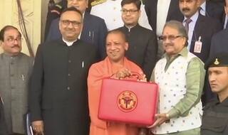 योगी सरकार ने पेश किया चार लाख 28 हजार 384 करोड़ 52 लाख का बजट, जानिए बजट की बड़ी बातें