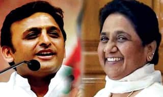 UP Bypoll Results 2018: Akhilesh Yadav Meets Mayawati After SP Stuns BJP in Gorakhpur, Phulpur