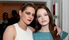 Kristen Stewart Reunited With her Daughter MacKenzie Foy From Twilight, Twitterati Lost Their Calm