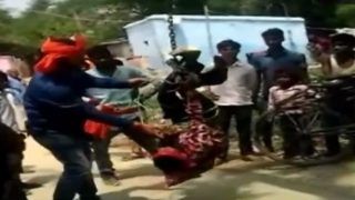 Bihar Man Hung Upside Down, Beaten Mercilessly in Darbhanga For Stealing Mobile Phone