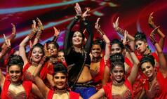 International Dance Day: Bollywood's Iconic It Dancers Like Madhuri Dixit, Sri Devi and More