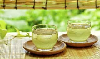 लीवर पर भारी पड़ सकती है बार-बार ग्रीन टी पीने की आदत