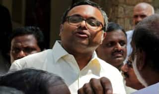 भ्रष्टाचार के आरोपी कार्ति चिदंबरम को सुप्रीम कोर्ट से मिली विदेश जाने की छूट
