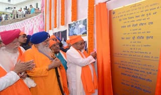 बिहार: पटना के श्रीहरिमंदिर गुरुद्वारा परिसर में सीएम नीतीश कुमार ने रखी नए दीवान हाल की नींव