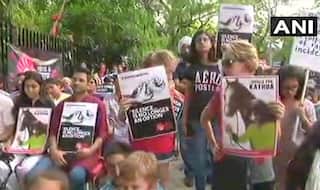 कठुआ-उन्नाव कांड के खिलाफ लोगों ने दिल्ली में मुखर की आवाज
