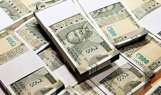 Income tax Slab 2021 Live: आगामी वित्त वर्ष के लिए ये है इनकम टैक्स स्लैब, बुजुर्गों को मिला बड़ा तोहफा
