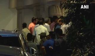 कर्नाटक में नाटक LIVE: कांग्रेस ने जनार्दन रेड्डी के खिलाफ शिकायत दर्ज कराई, विधायक को पैसों के साथ मंत्री पद का ऑफर देने का आरोप