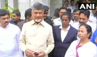 बेंगलुरू में बोलीं ममता बनर्जी- जो हमसे टकराएगा, चूर-चूर हो जाएगा