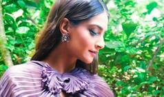 Sonam Kapoor Wears an Unusual Sari at Sanju's Trailer Launch