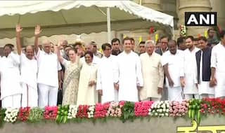 कुमारस्वामी ने ली CM पद की शपथ, जी परमेश्वर बने डिप्टी सीएम, साथ आए धुर विरोधी