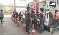 Commuters Angry Over Hike in Petrol And Diesel Prices