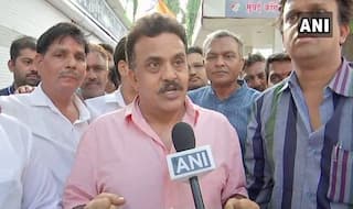 कांग्रेस नेता संजय निरुपम ने कर्नाटक के राज्यपाल वजूभाई वाला के लिए किया आपत्तिजनक शब्द का इस्तेमाल