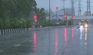Twitterati Seethe in Anger as Mumbai Gets Heaviest Rainfall