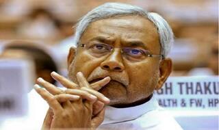 मुजफ्फरपुर में अब तक 121 बच्चों की मौत, सीएम नीतीश कुमार ने जवाब देने से किया इंकार