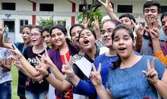 BSEB 10th Result 2018 Live Update: नतीजे जारी, पिछले साल के मुकाबले करीब 19% ज्यादा हुए पास, 68% हुए पास