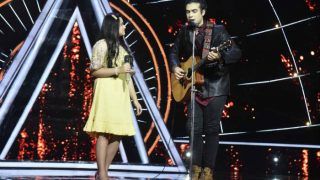 Humma Humma Fame Jubin Nautiyal Surprises Fan on Sets of Indian Idol 10