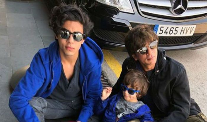 Shah Rukh Khan, Aryan Khan and Abram Khan Wear Matching Sneakers on Their Vacation in Barcelona | India.com