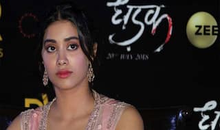 Exclusive: ये सवाल सुनकर क्यों इमोशनल हो गई Dhadak की जाह्नवी कपूर, ईशान ने संभाला?