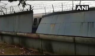 Delhi Metro Services Hit on Violet Line After Portion of Railing Wall Collapses