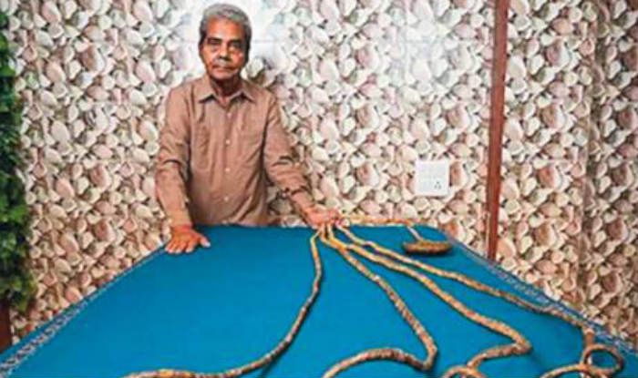 Woman with world's longest fingernails cuts them after keeping them for 29  years - Tribune Online
