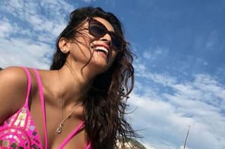 Drishyam Actress Shriya Saran's Hot Pink Bikini is Unmissable, Check Pic