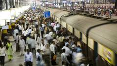 Mumbai: Daily Suburban Services to be Increased From Sept 21; Bank Staff Allowed to Travel in Locals
