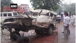 UP: भीषण सड़क हादसे में 5 तीर्थयात्रियों की मौत, 7 गंभीर रूप से घायल