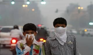 Delhi Air Quality Worsens; Entry of Trucks Banned From Today as Precautionary Measure