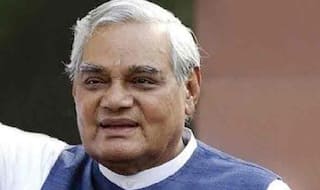 कबाब और झींगे के मुरीद वाजपेयी खाने के बेहद शौकीन थे