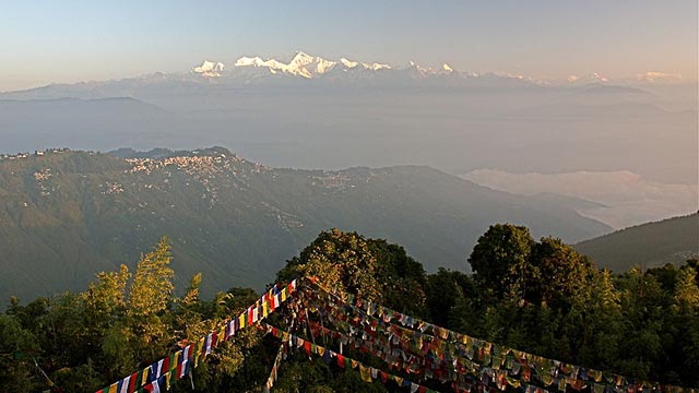 Writing narrative paragraph visit hill station