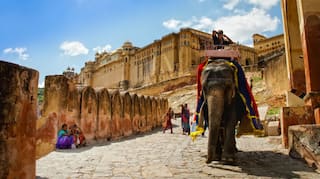Check Out Best Low Budget Travel Deals Offered by Kesari Tours in India