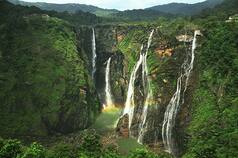 Monsoon Lovers, Here Are Top 8 Places You Can Visit in August in India
