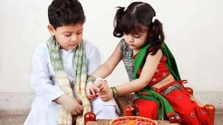 Raksha Bandhan 2018: Top 10 Quotes, Messages, Status, Greetings And SMSes to Wish Happy Rakhi