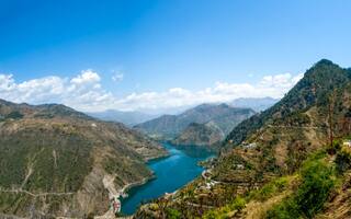 Seaplane Services to Be Introduced on Uttarakhand's Tehri Lake to Boost Tourism