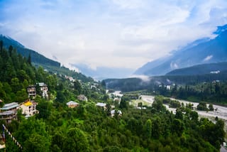 Raksha Bandhan 2017: 5 Exciting Trips to Take With Your Sister