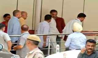 अटल बिहारी वाजपेयी की खराब तबीयत के चलते अपना 50वां जन्मदिन नहीं मना रहे केजरीवाल