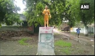 Uttar Pradesh: Mahatma Gandhi's Statue Painted Saffron in Shahjahanpur's Village