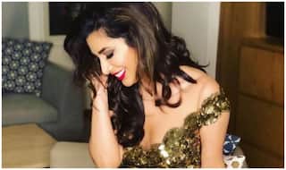 Sophie Choudry Looks Sexy in This Short Shimmery Dress, See Picture